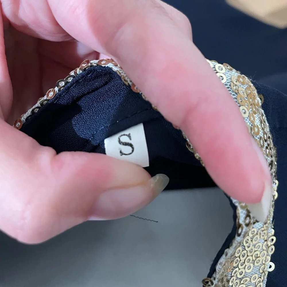 Navy blue blouse - Picture 2 of 12